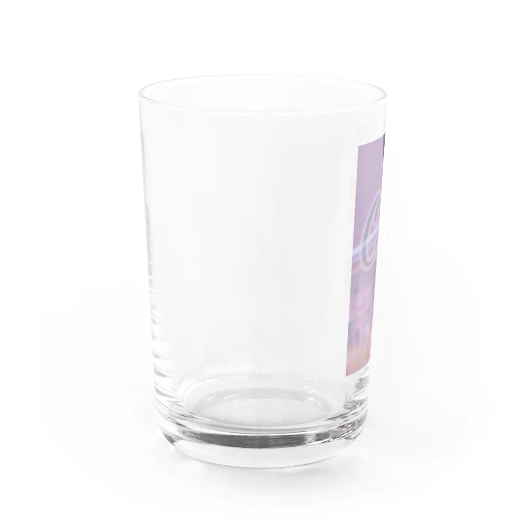 くず入れの中のくず入れのOnの街並み Water Glass :left