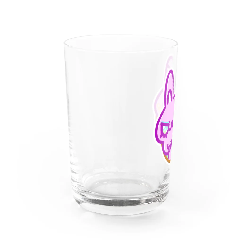 暗黒電波美術家ボブ山　SUZURI店の怪我するうさぎさん Water Glass :left