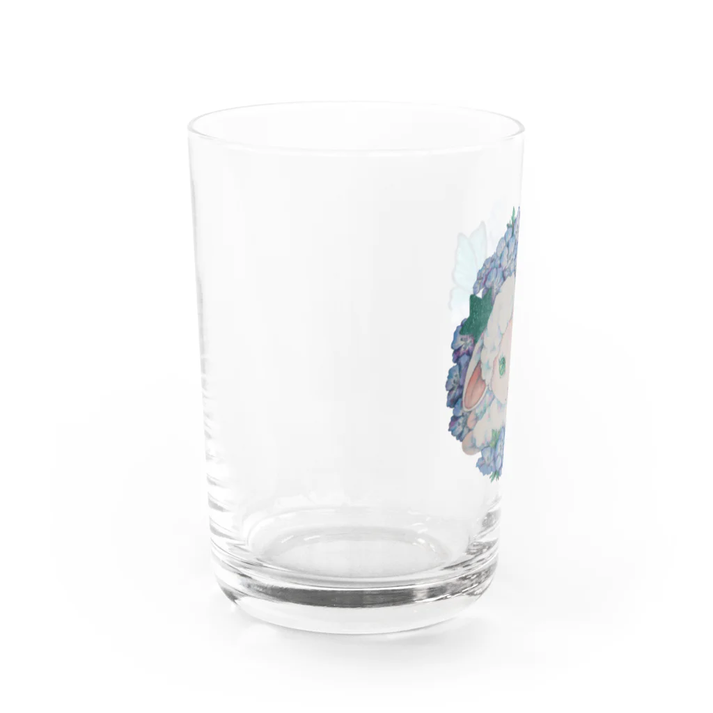 Floris Fiolia by 星丘空の【日本画×切り絵】ネモフィラと羊 Water Glass :left