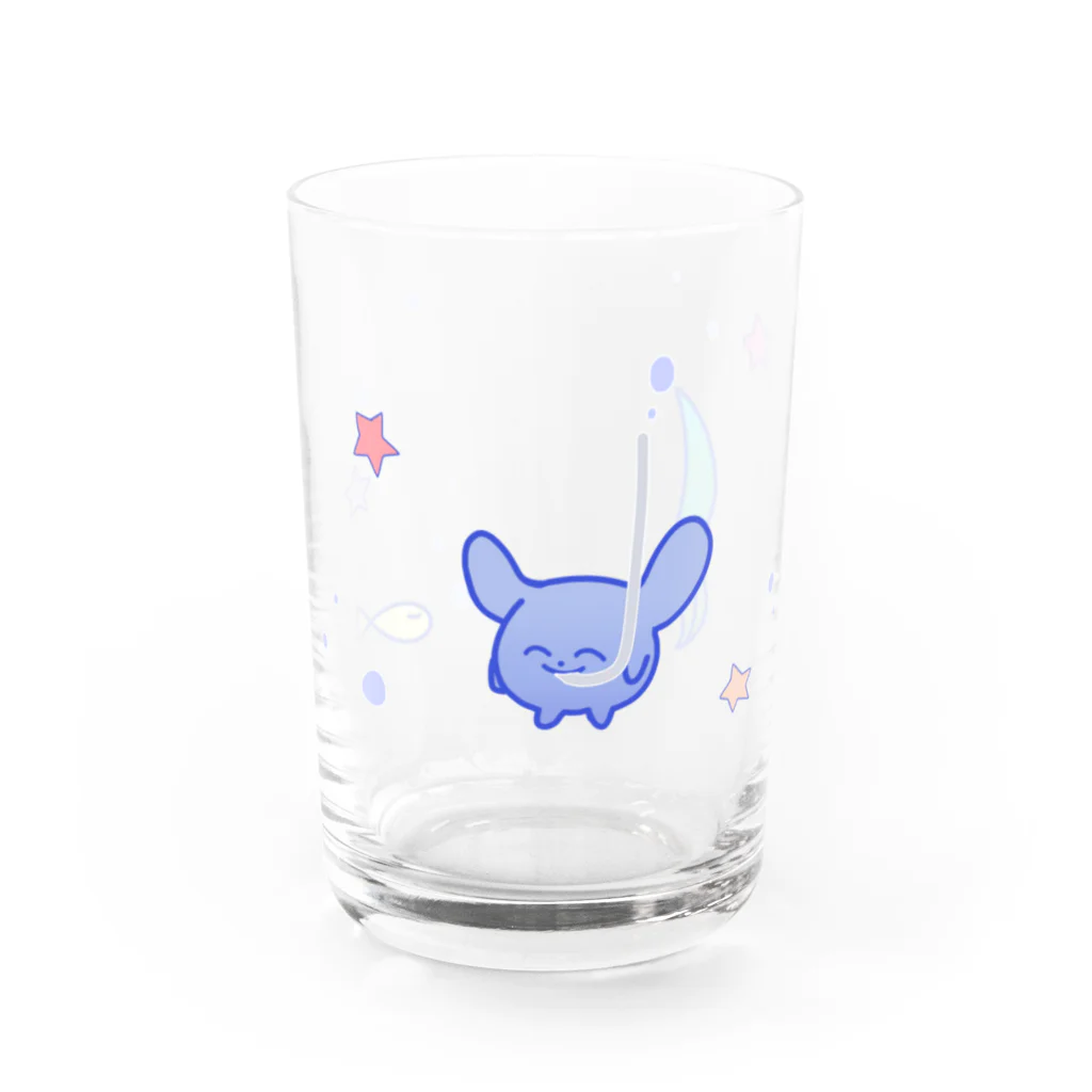 ゅの犬氏、はじめての海 Water Glass :left