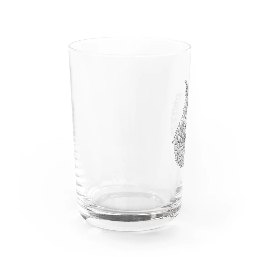 upa_museumのアルマジロトカゲ モノクロver Water Glass :left