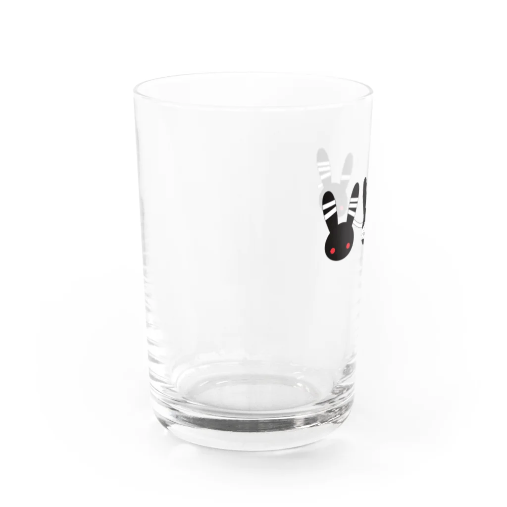 flux flatの包帯うさぎトリオ Water Glass :left