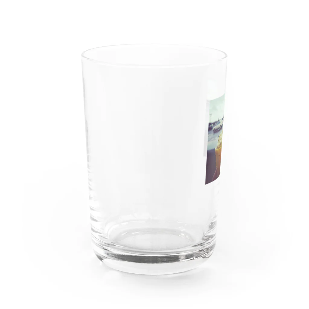 たもつの夏の日とアイスと Water Glass :left