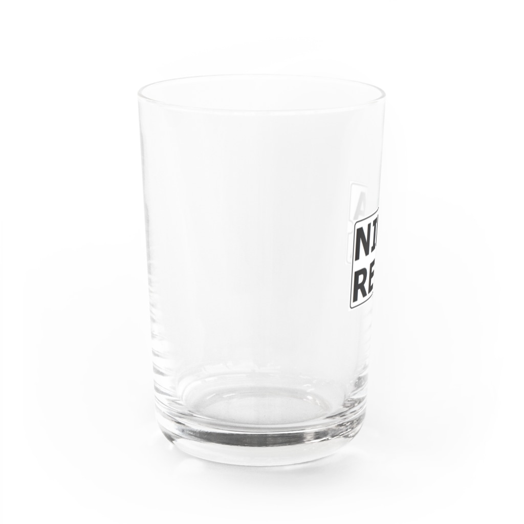 アメリカンベース のニラレバ炒め　 Water Glass :left