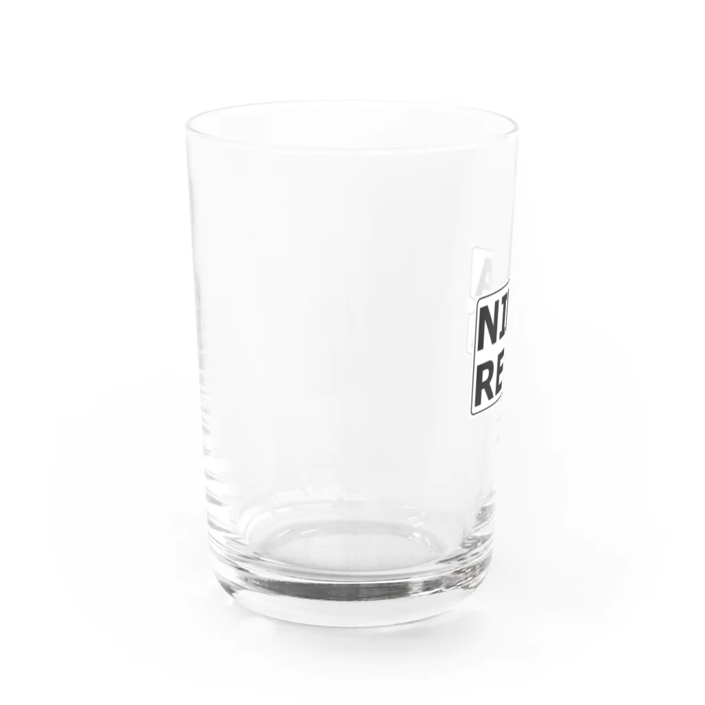 アメリカンベース のニラレバ炒め　 Water Glass :left