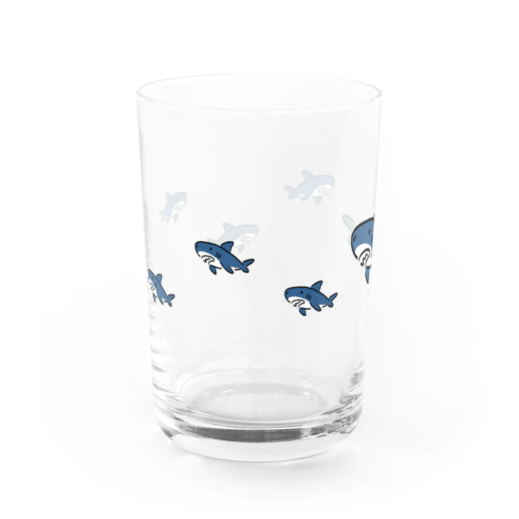 サメ わりとおもいのシンプルなSameの群れ グラス左面