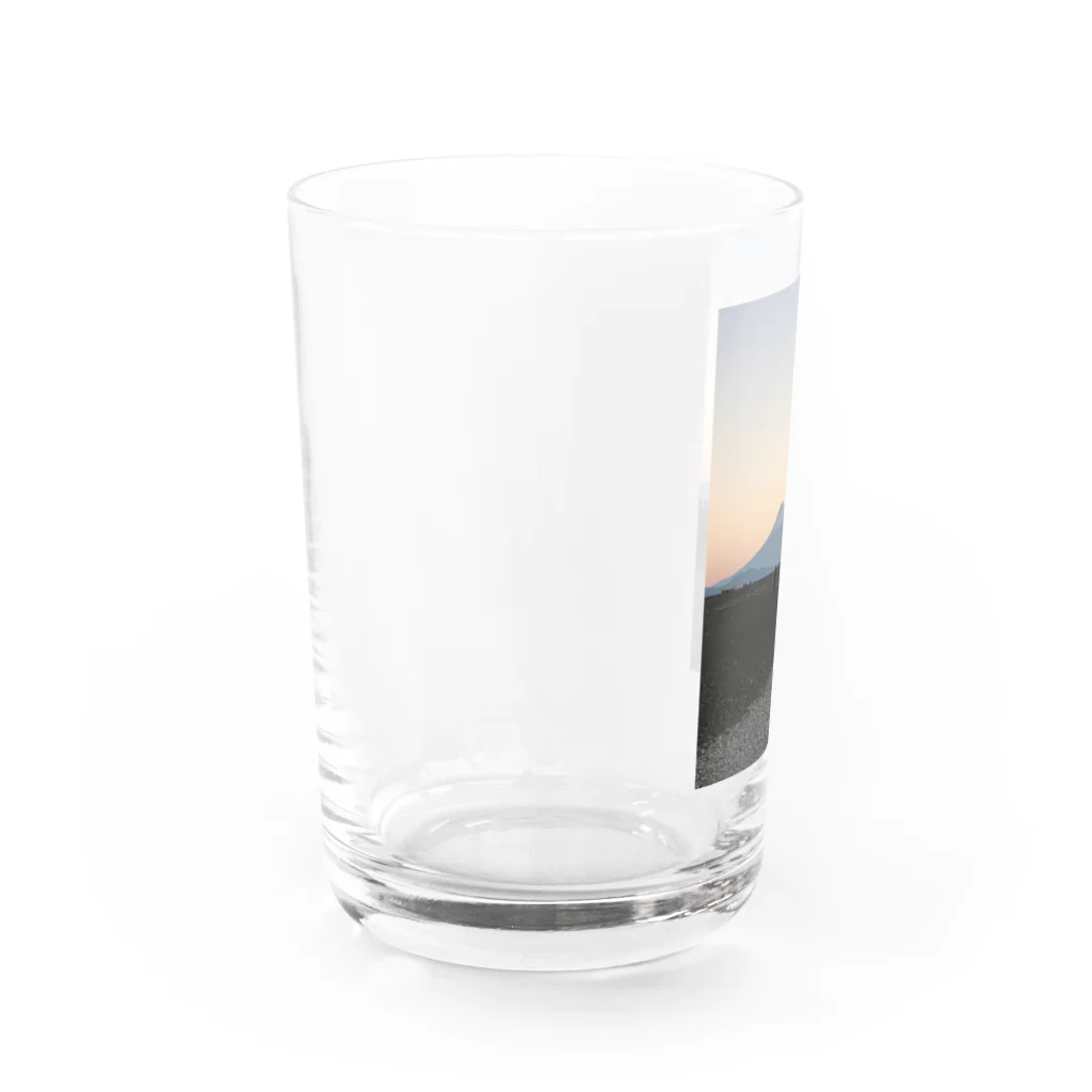 よだれ堂のFUJIYAMA Water Glass :left