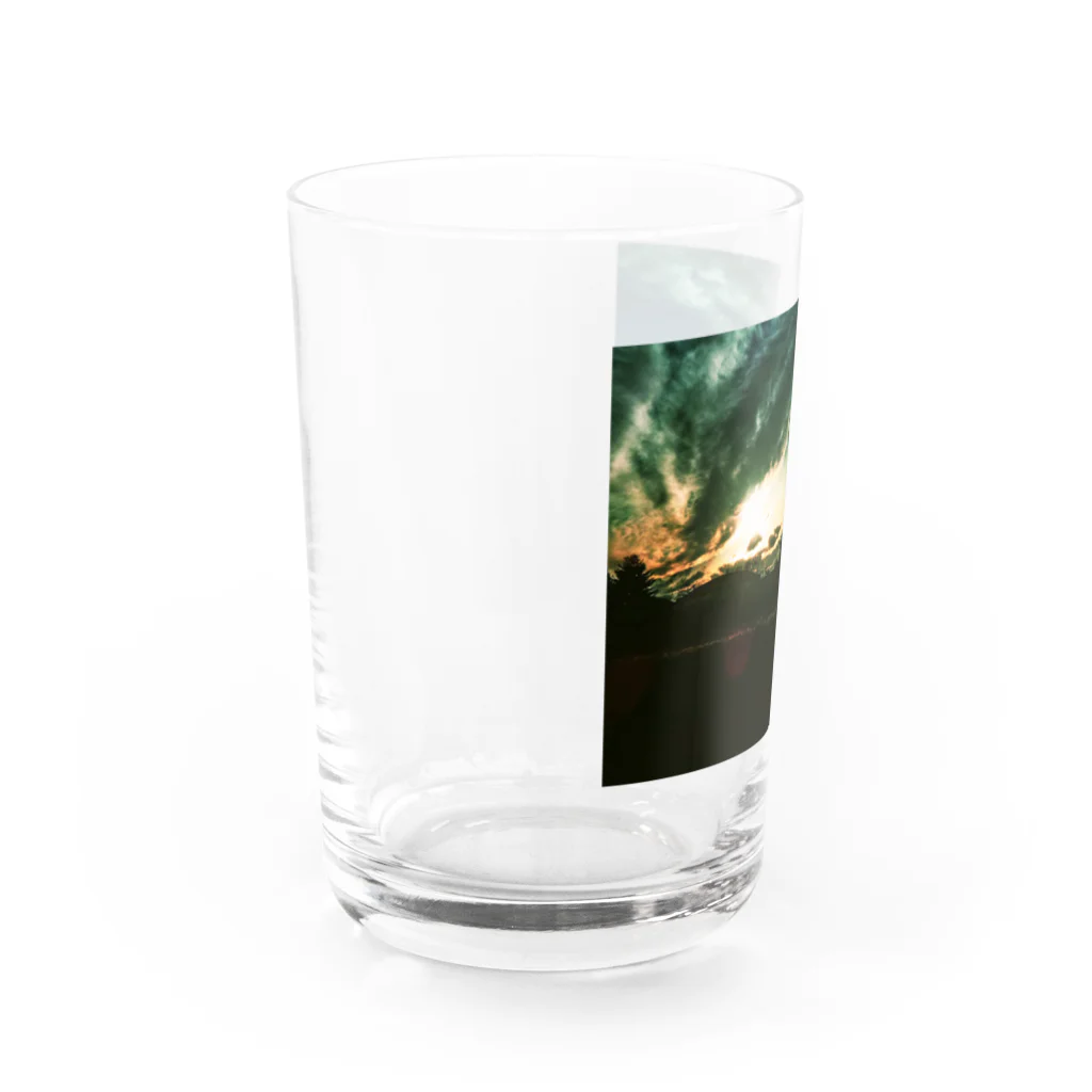 SHOPマニャガハの変わる空、変わる雲 Water Glass :left