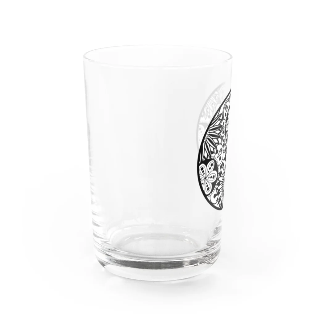 杏ちゃんの白黒華 Water Glass :left