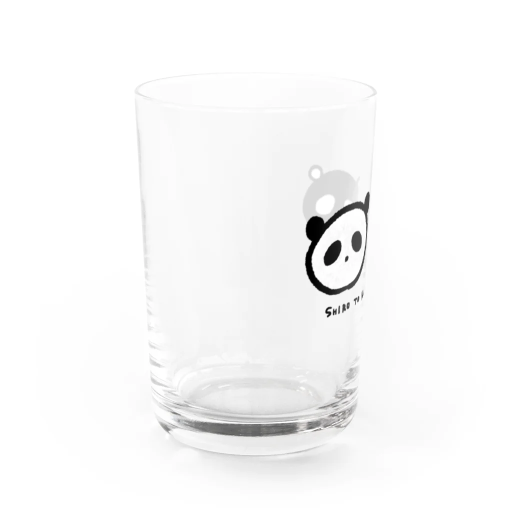 xiangの白と黒のパンダ Water Glass :left