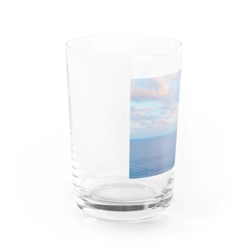 pino子 shopの流れゆく空と海【風景写真】 Water Glass :left