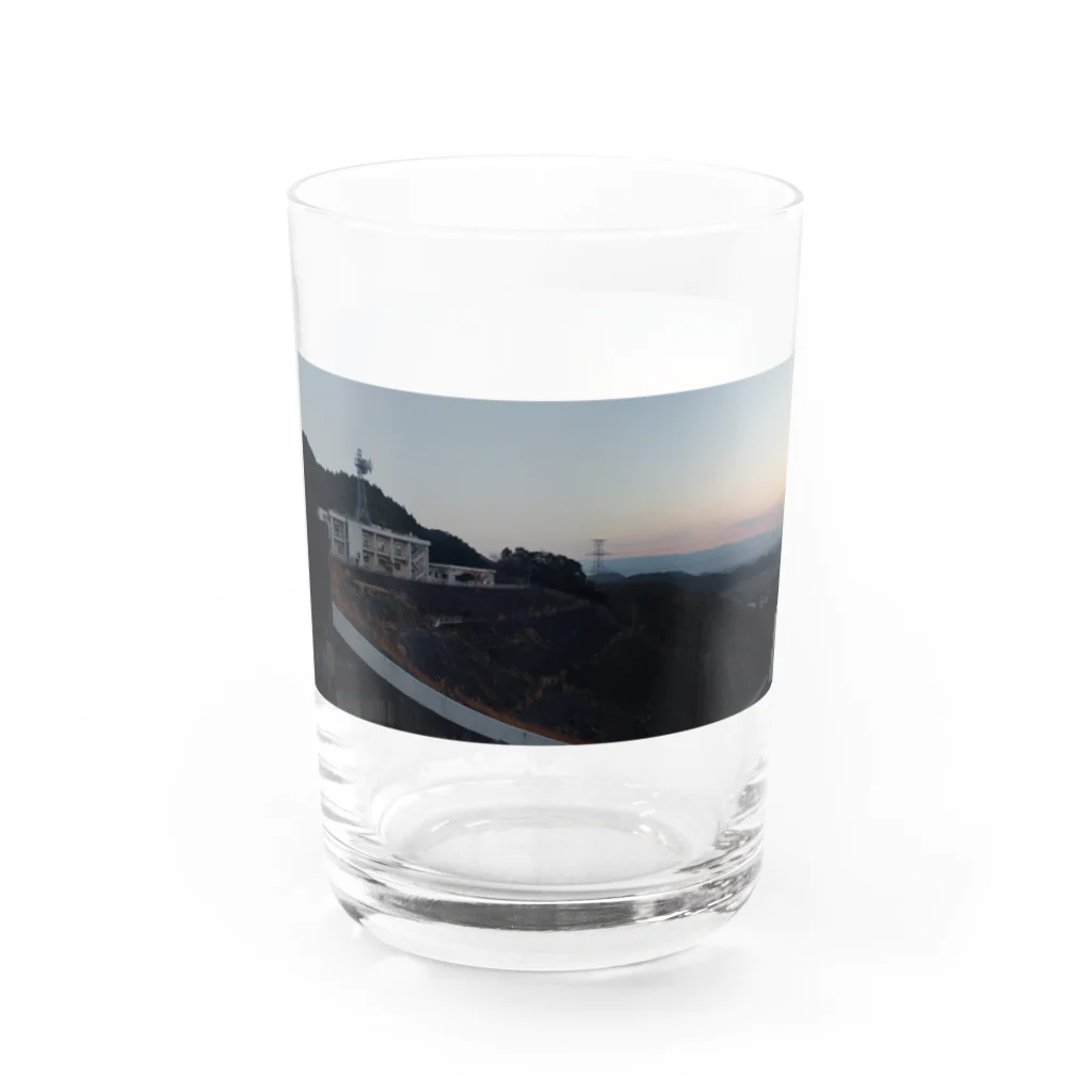 北九州のダム好きの寺内ダムからの夕暮れ Water Glass :left