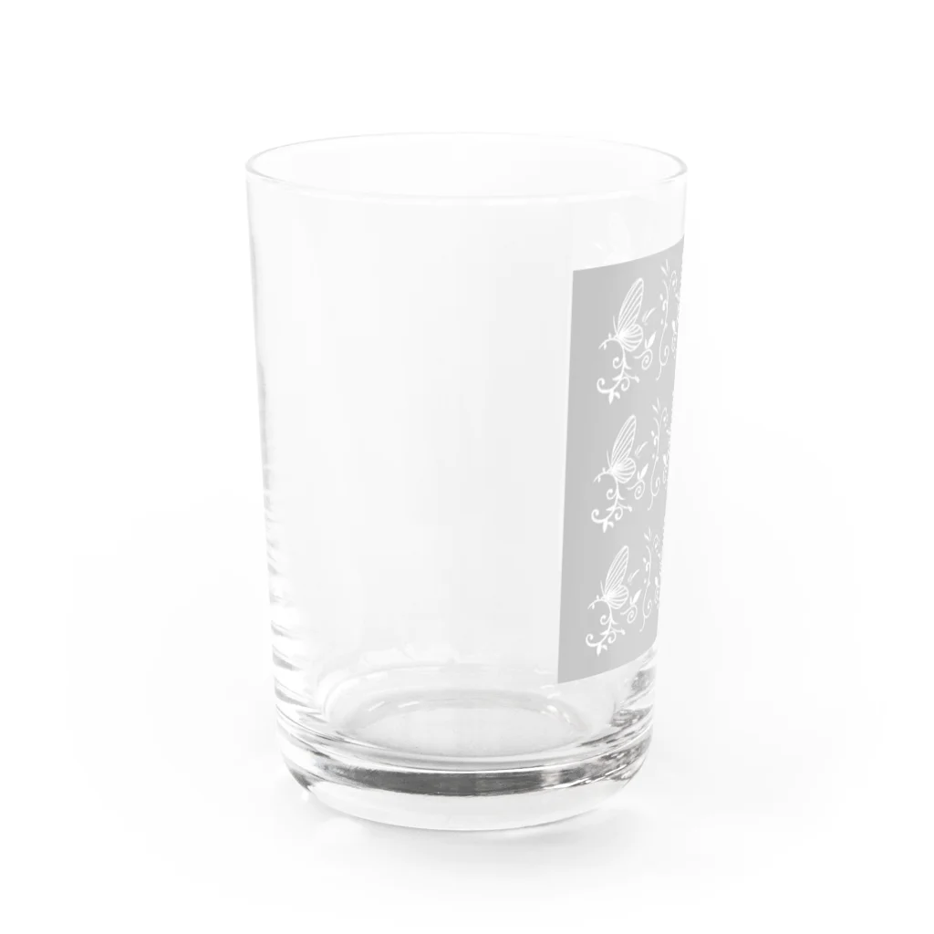 live love laugh！のアラベスク Water Glass :left