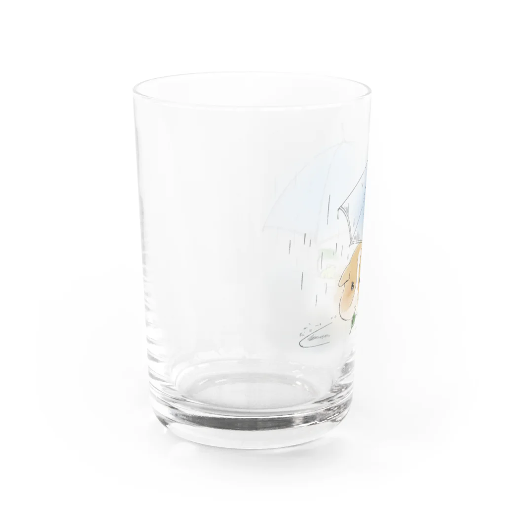 ハレ / 傘と小鳥　[小動物グッズのお店]のモルモットと傘（白） Water Glass :left