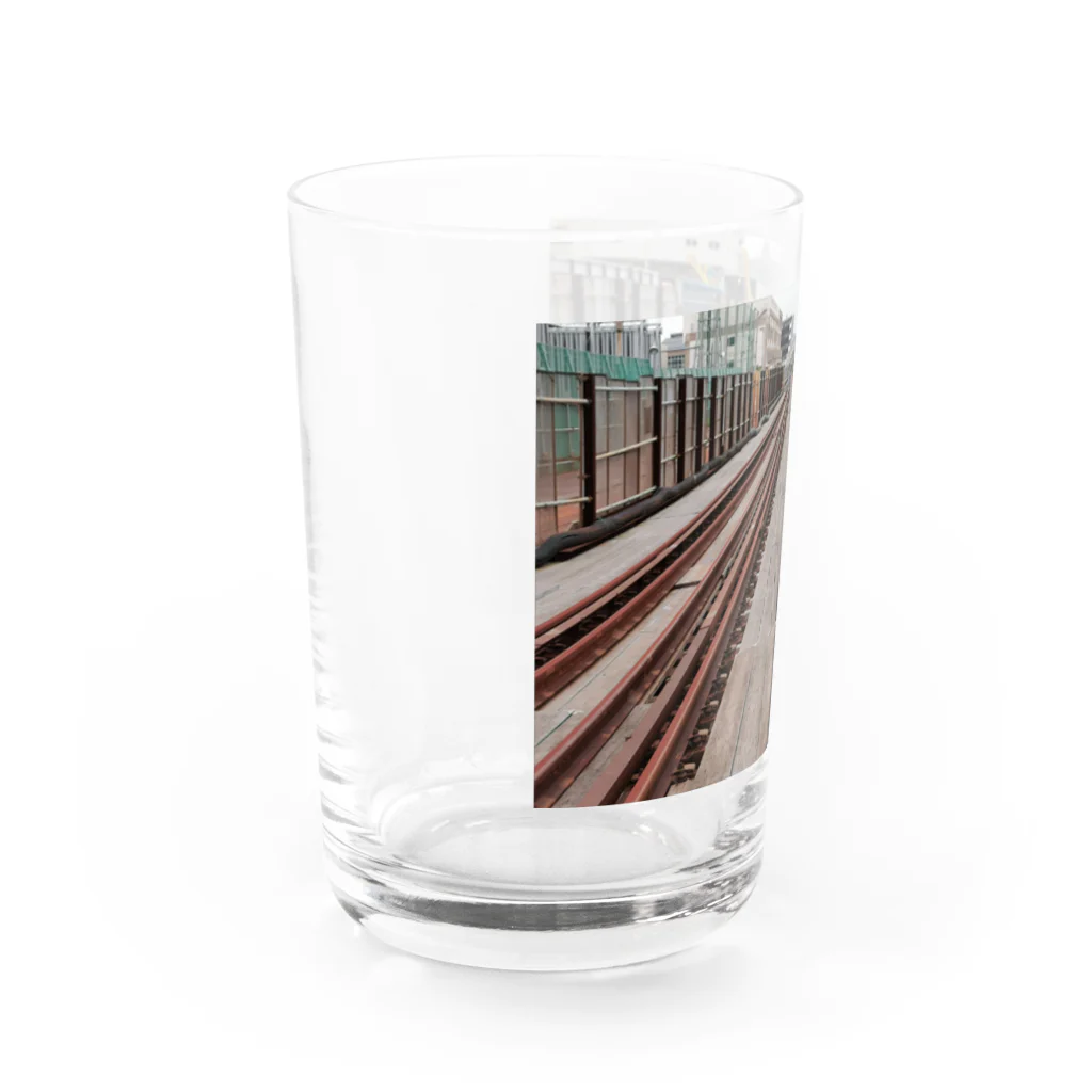 ハチドリ販売所の途切れて錆び付いた線路 Water Glass :left