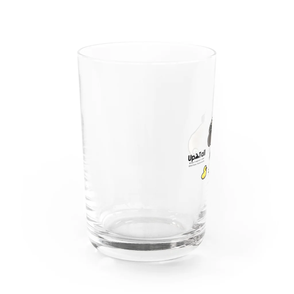 Up Tailのパグ Water Glass :left