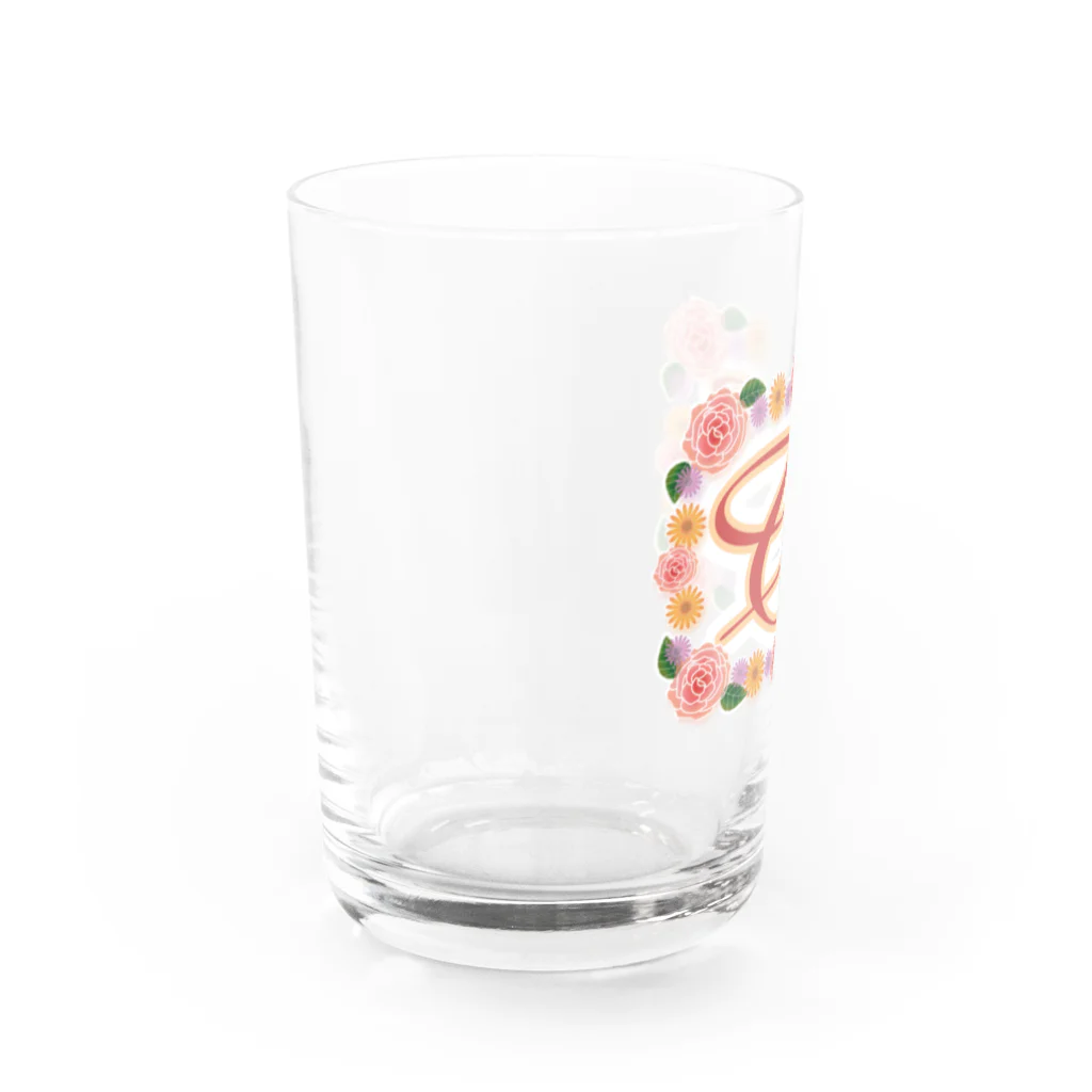 ロゴTシャツのひよこ堂のフラワー イニシャル C  ”ち”で始まる名前 Water Glass :left