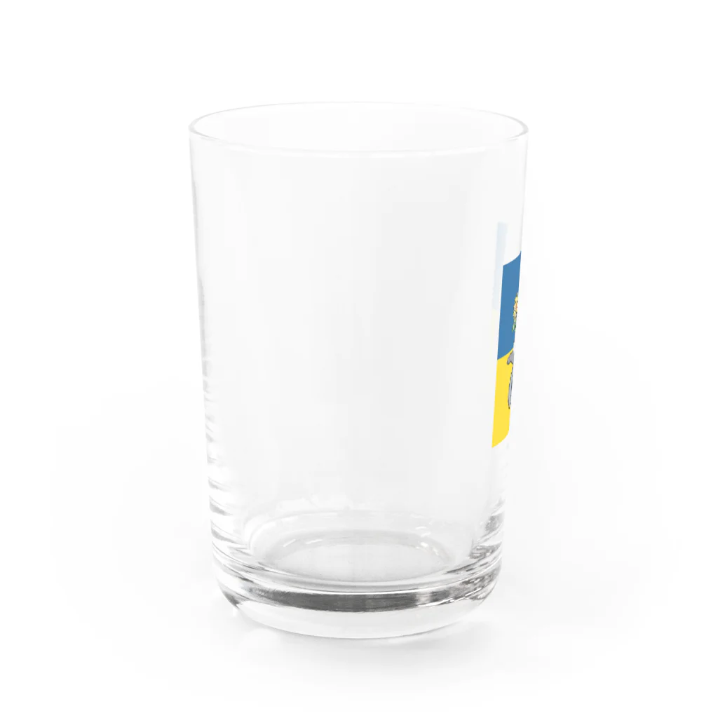 ハチワレ俱楽部のウクライナ支援グレイハチワレくん グラス左面