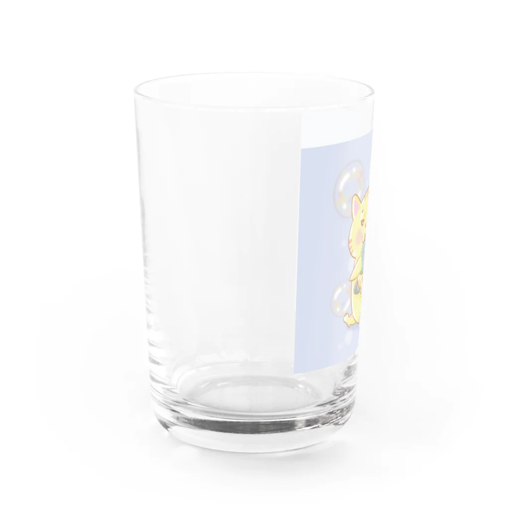トラとハチワレのぬいぐるみとトラ Water Glass :left