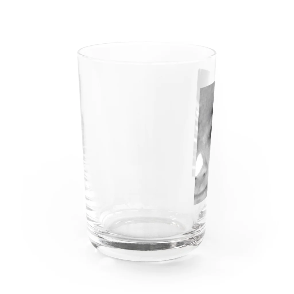 まずいハンバーガー屋の偏差値50スーパーたにしげ Water Glass :left