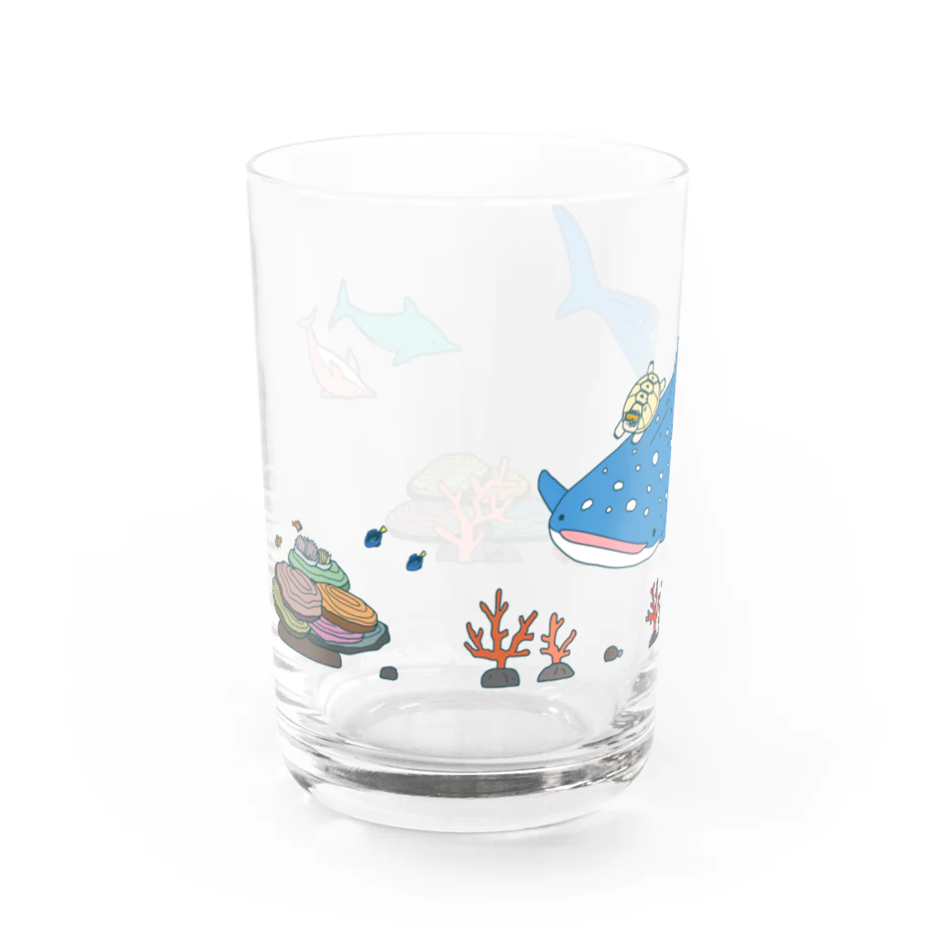 シャリのドリンクをダイビング！ Water Glass :left