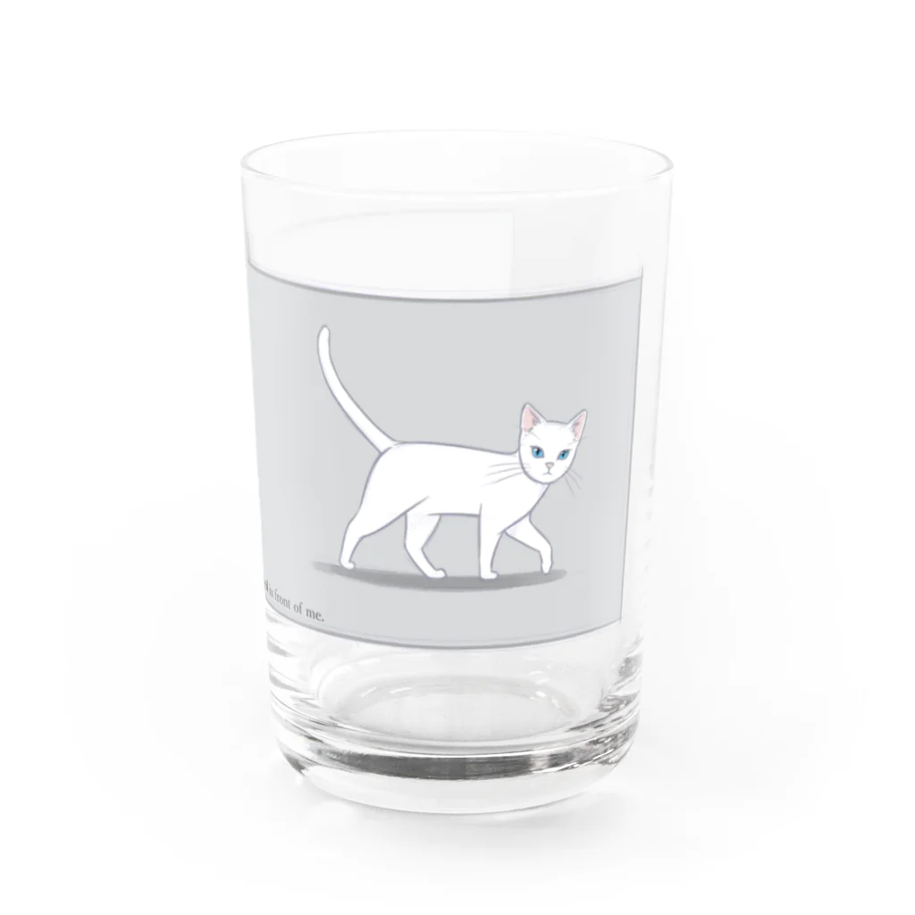 ハナイとトンの猫が目の前を横切った（白猫） Water Glass :right