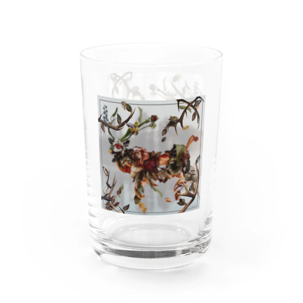 Yuumi Sugiuraの葉の鹿／鹿の枝 Water Glass :right