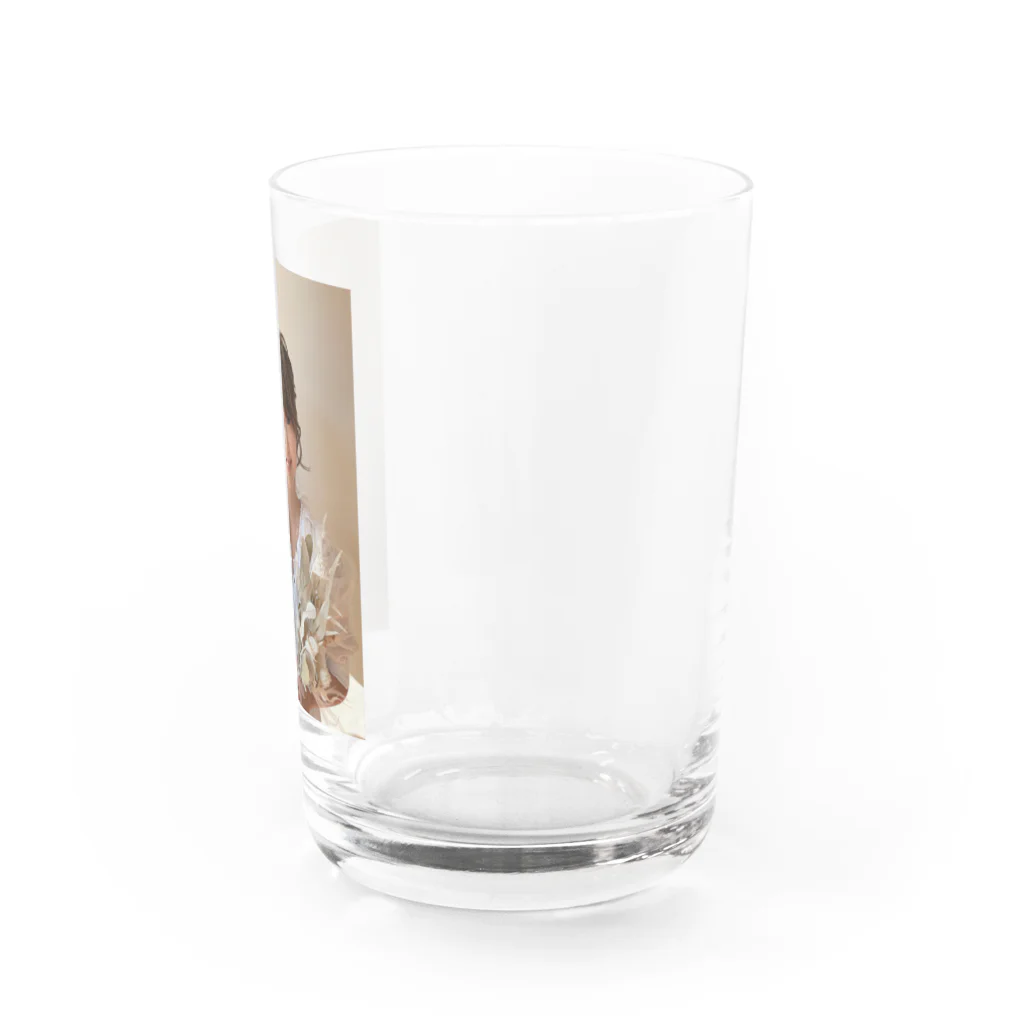 なせばなるみのグッツの成美宣材バージョン❤︎ Water Glass :right