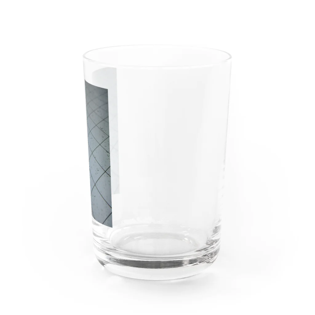 空屋　sorayakusakaの200904261320000　一粒の雨の音に Water Glass :right