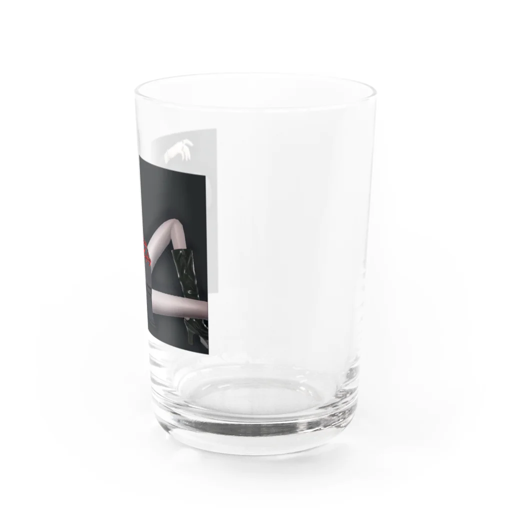 【ホラー専門店】ジルショップのエイダ姐さん❷ Water Glass :right