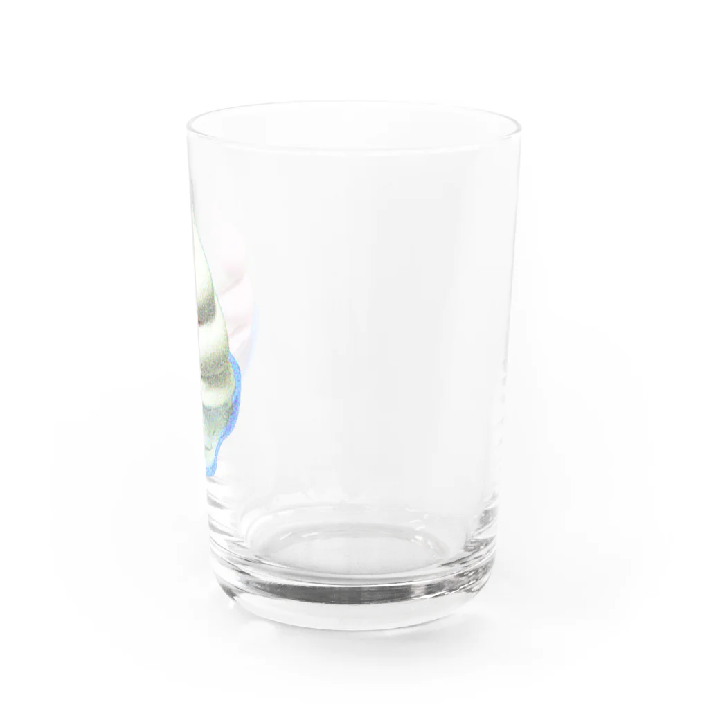 脂身通信Ｚのソフトクリーム（ストロベリーとバニラ）_220904 Water Glass :right