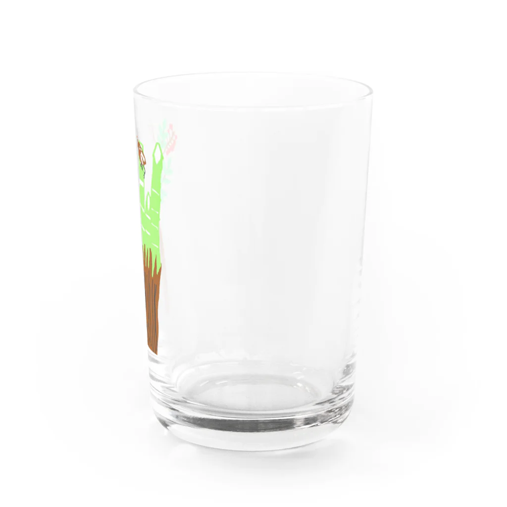 ぽこぽんやさんのお正月の門松についているナンテンをたべるスズメ Water Glass :right