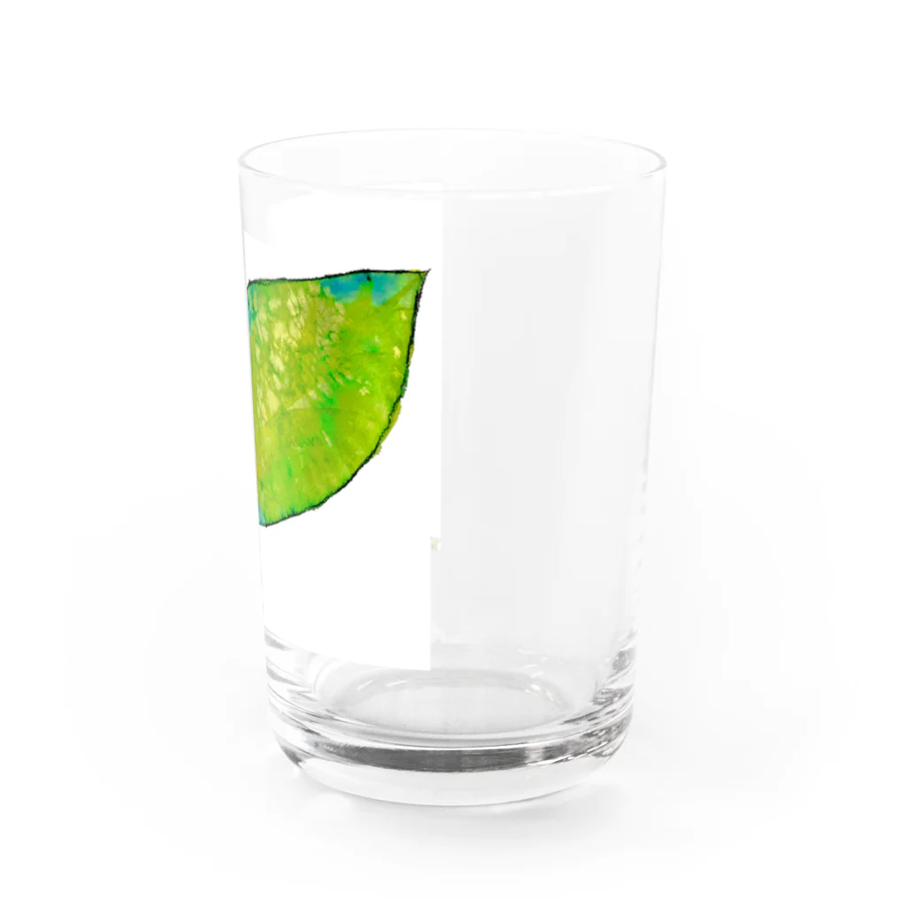 暖暖あたたかの葉っぱ Water Glass :right