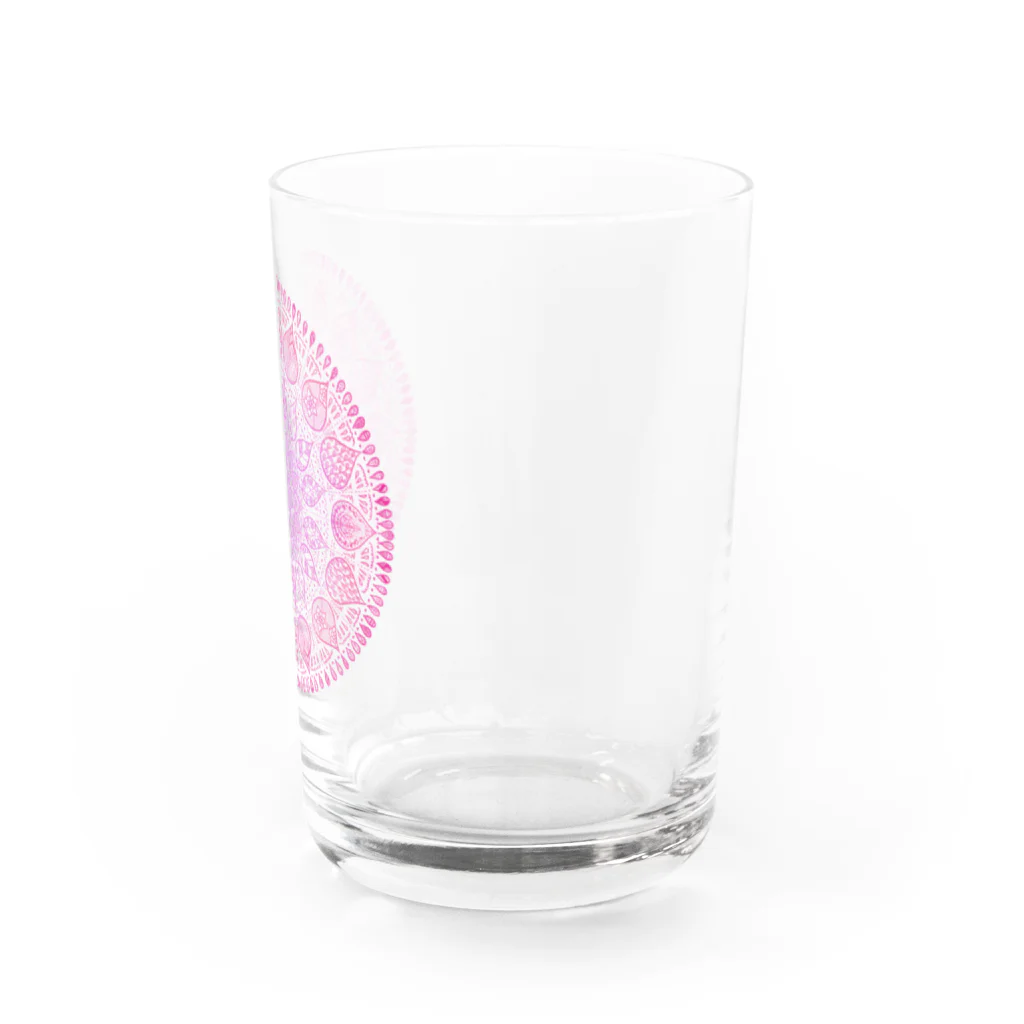 光のフラーレン33の光の曼荼羅さくら Water Glass :right