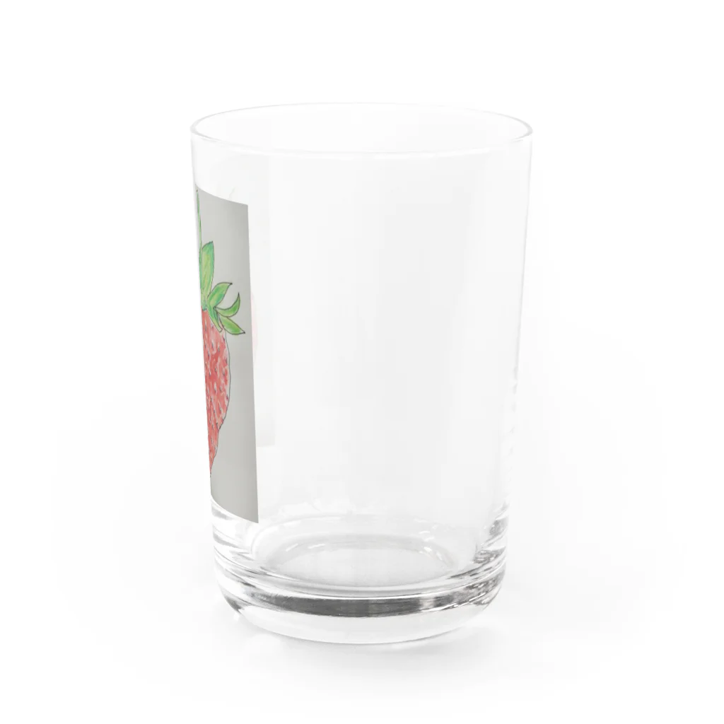 ねこの森でお散歩のリアルな苺ちゃん Water Glass :right