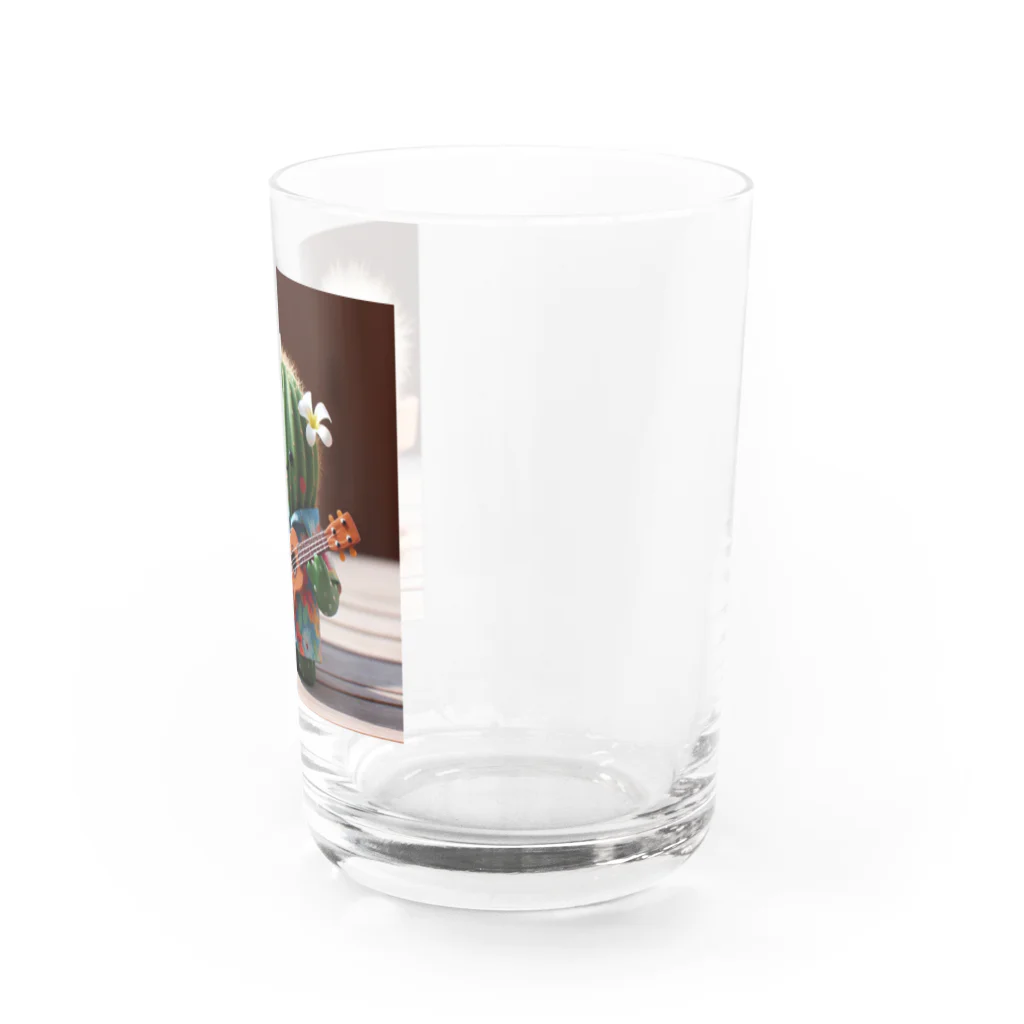 ワンダーワールド・ワンストップのハワイアンシャツを着てウクレレを弾くサボテン Water Glass :right