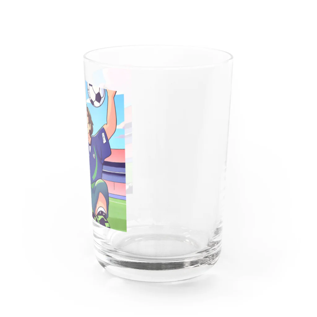 ほっこりグッズBASEのワールドカップ優勝を夢見るサッカー少年 Water Glass :right