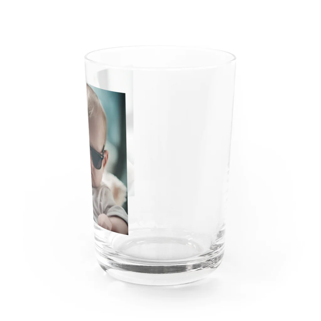 カルビーより湖池屋派のおい、タバコをくれ Water Glass :right