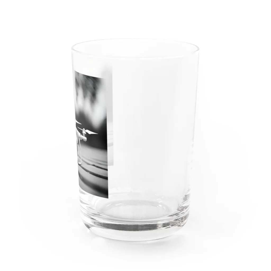 TigerSharkのドローン Water Glass :right