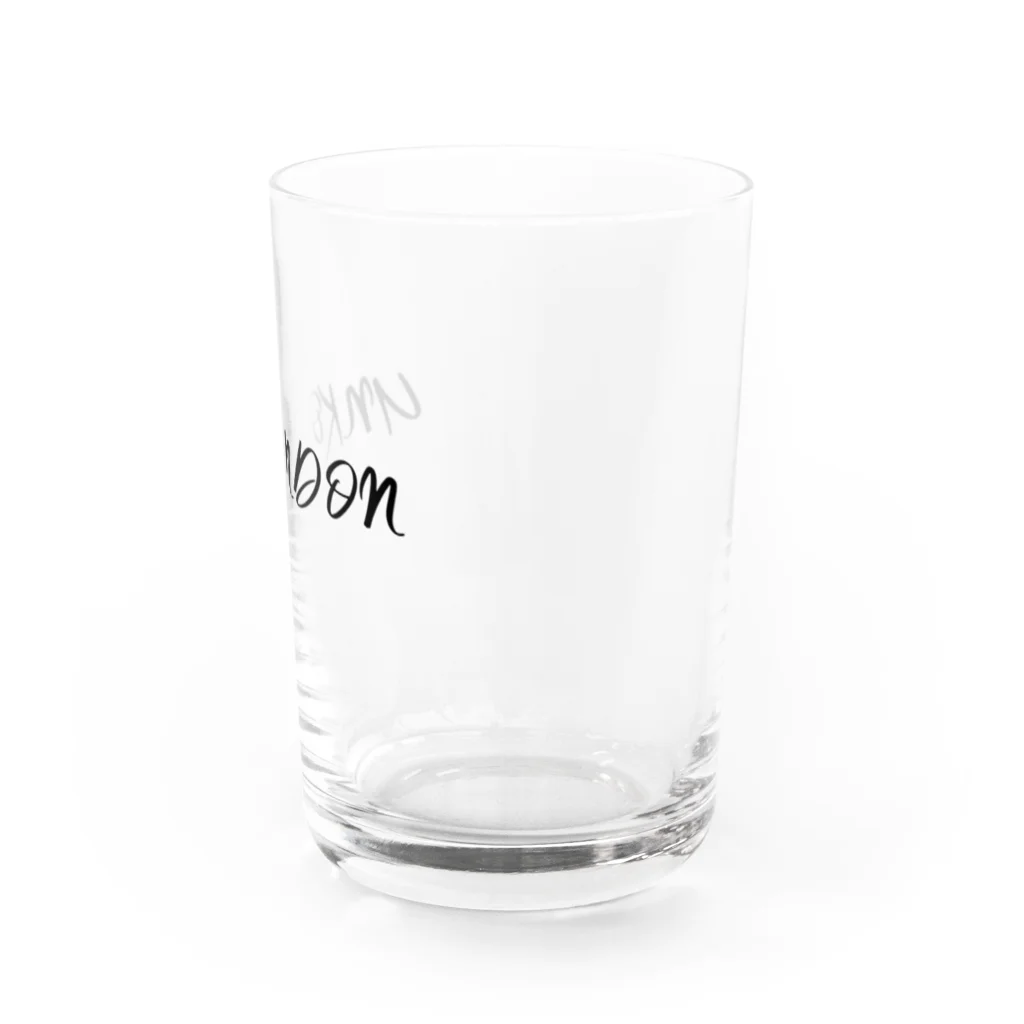 書道家スミノシンのことわざ　うんこんどん運根鈍（ローマ字） Water Glass :right