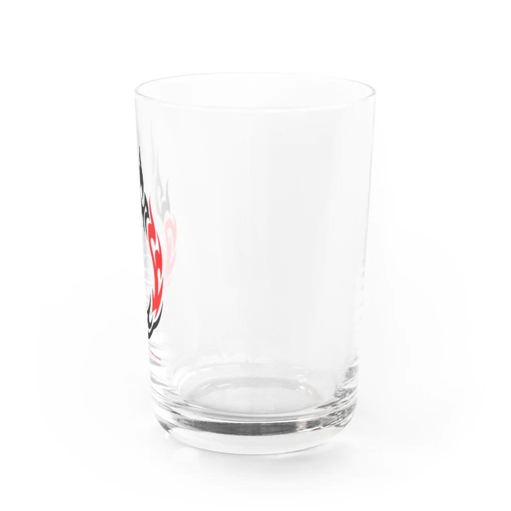 ファンシーTシャツ屋のクールなトライバル炎のタトゥーデザイン Water Glass :right