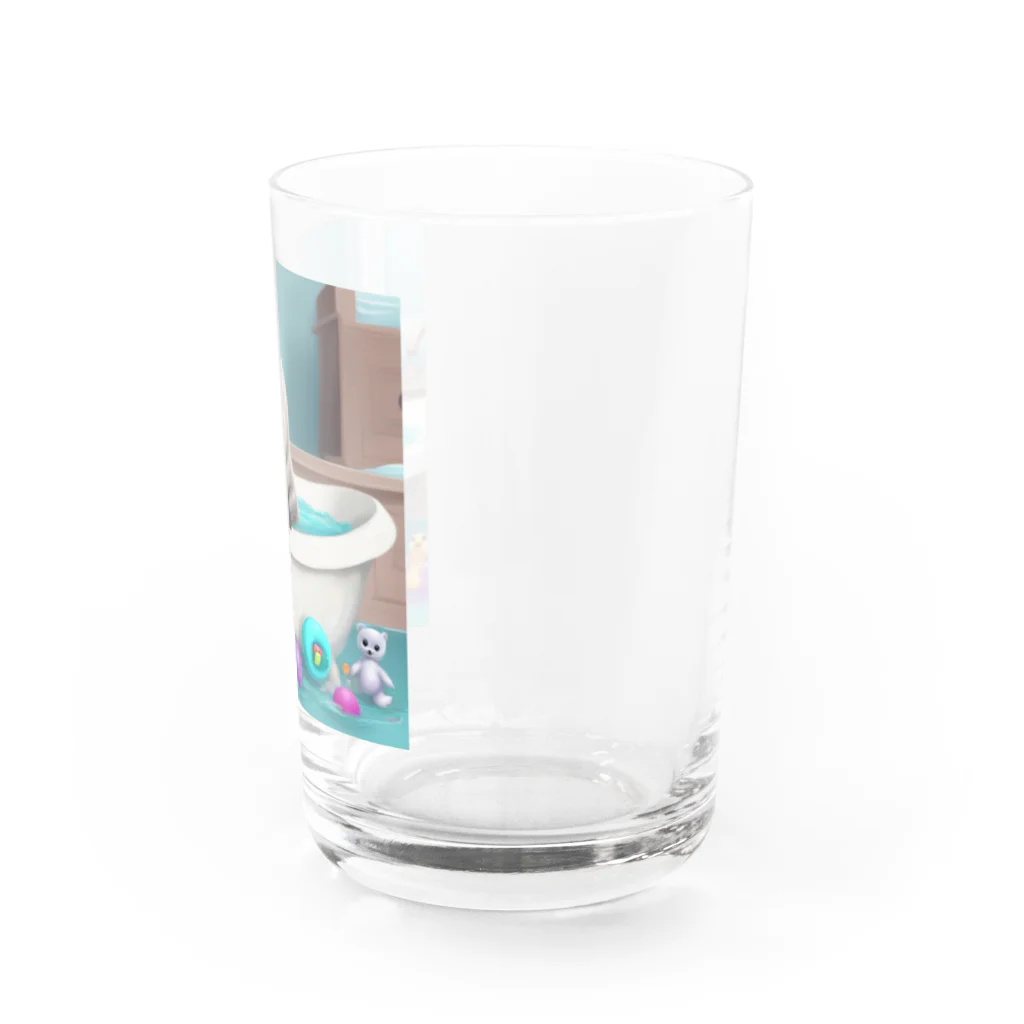 キャリーのお風呂場のゴマアザラシの赤ちゃん Water Glass :right