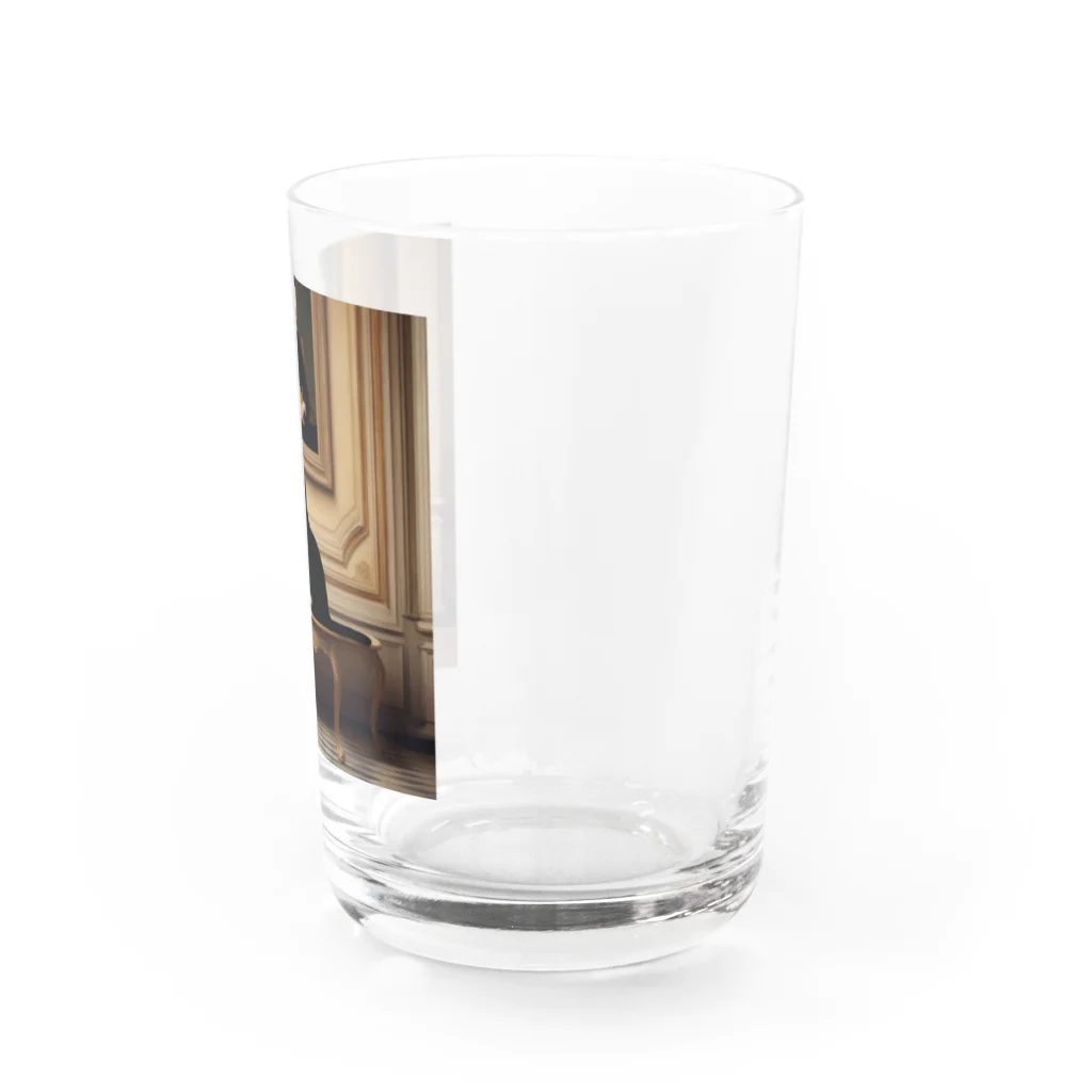 pinoko4143の絵画をバックにたたずむ黒猫 Water Glass :right