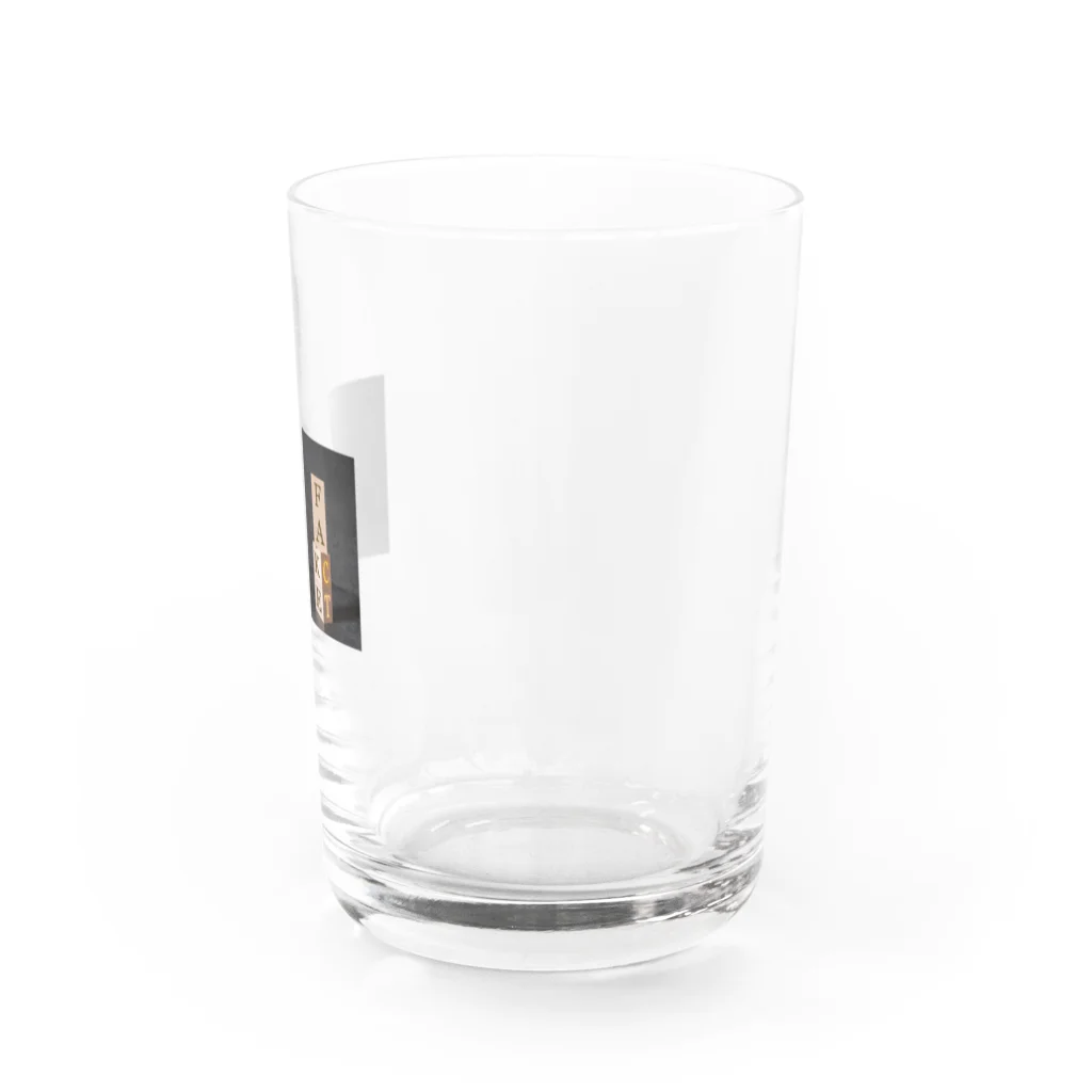 gan-yu-douのフェイク/ファクト Water Glass :right