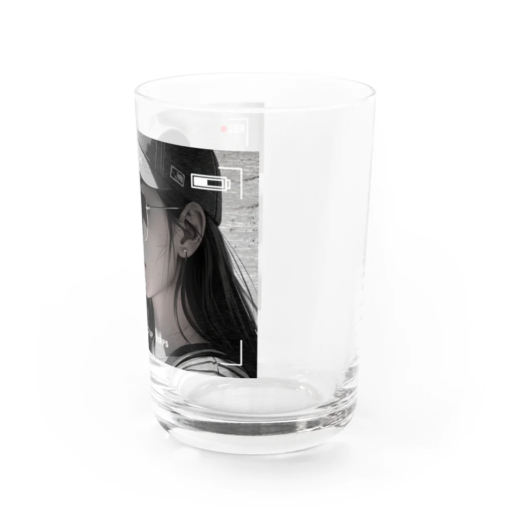 A&MのCool girl【モノクロ】 Water Glass :right