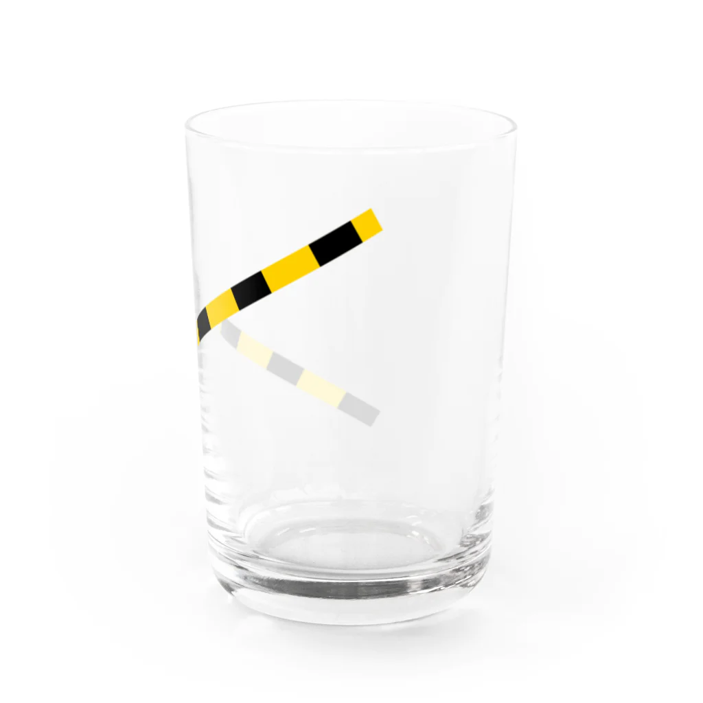 でんでんかんかんの踏切の遮断機 Water Glass :right