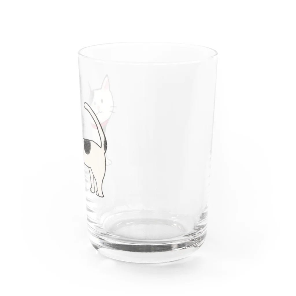 gattyoデザインのくすっと笑える雑貨たちの「くろぶちにゃん – おすまし猫の横顔」 Water Glass :right