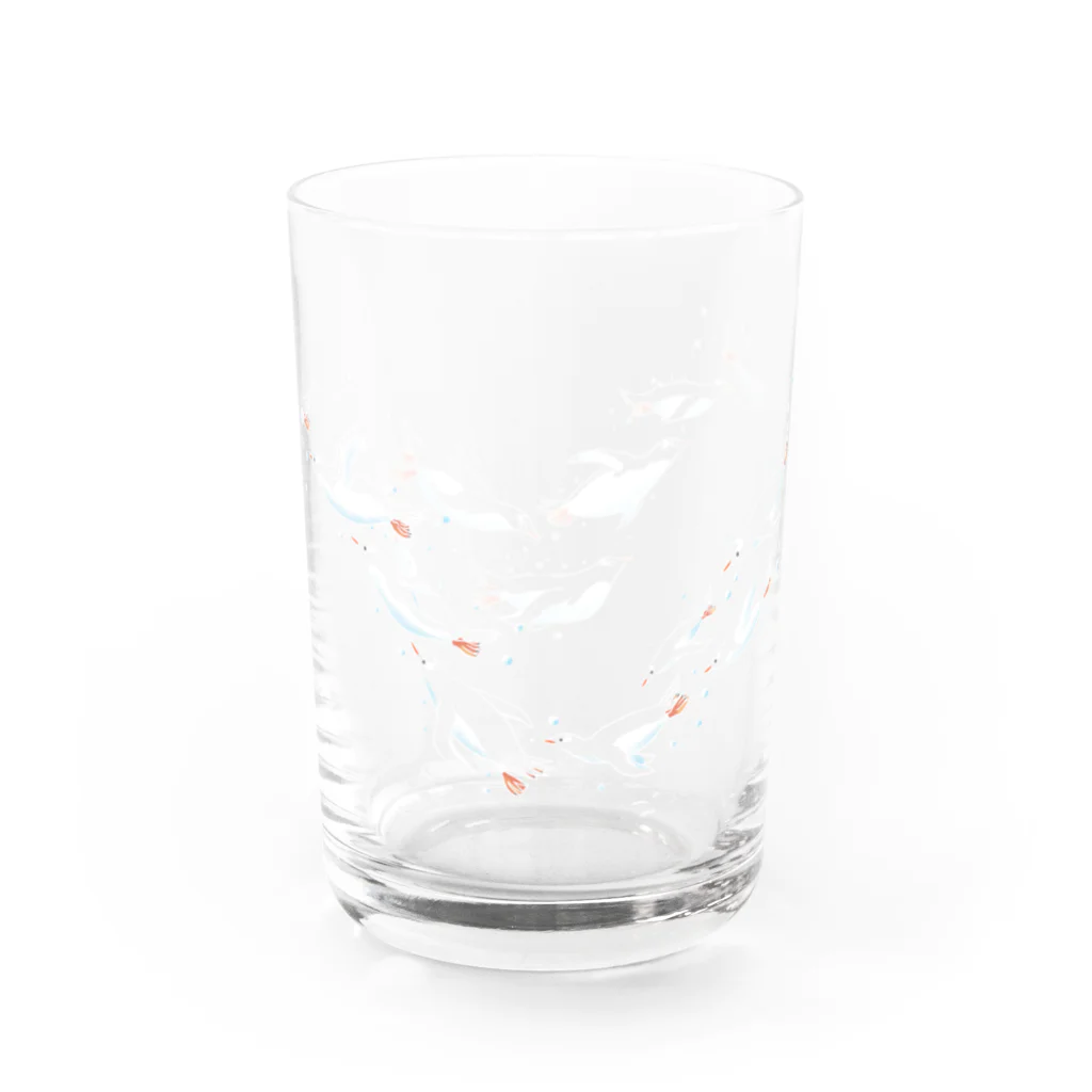 ハルノキ工房のグラスを泳ぐペンギン（ドリンク色） Water Glass :right