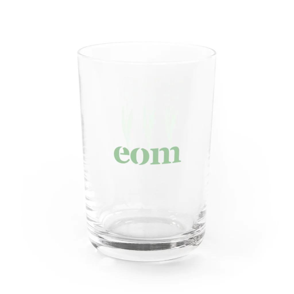 eyes on meのeom_ What's your favorite color? Water Glass :right