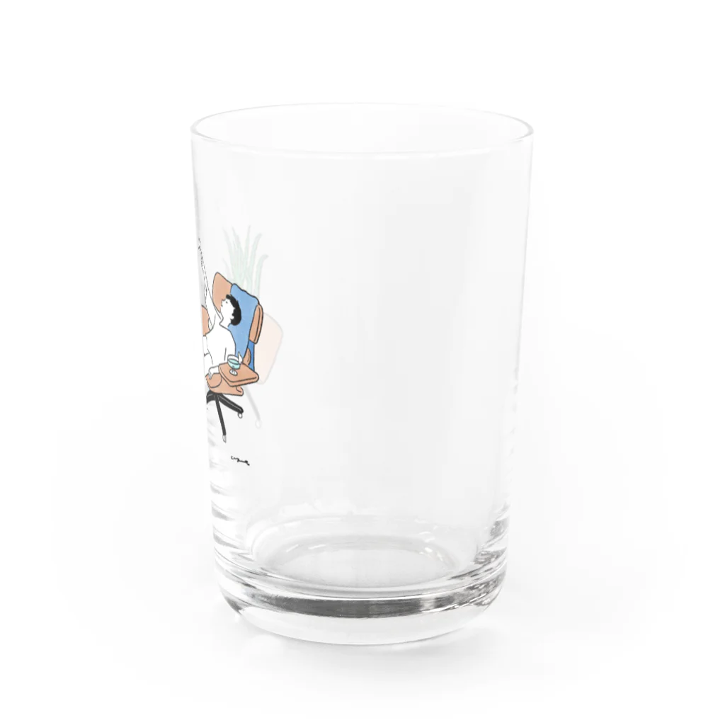 oyasmurのリラクゼーションルーム Water Glass :right